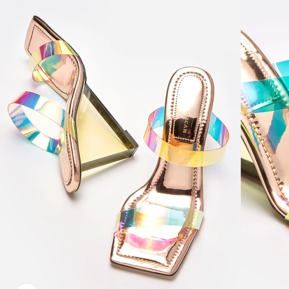 Good American
CINDER-F*CKING-RELLA WEDGE heel - Picture 8 of 8